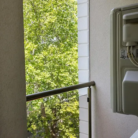 2bd In The Heart Of With Parking - Blue By Flat Mаnаger *