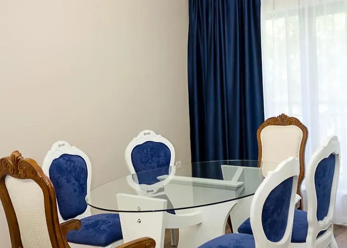 Apartment 2bd In The Heart Of With Parking - Blue By Flat Mаnаger